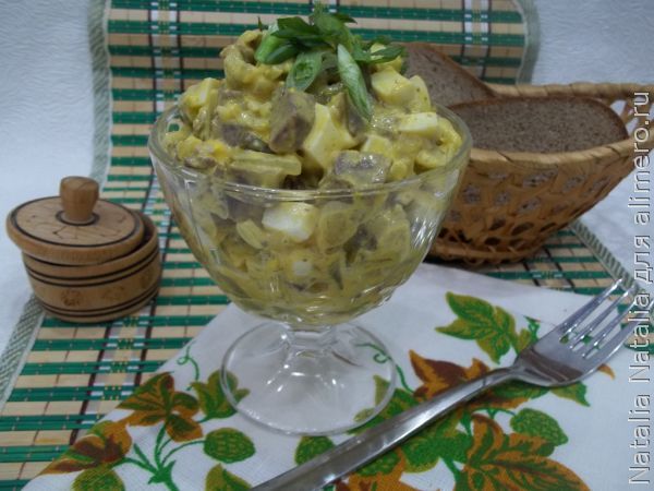 Удивительно вкусный салат из сердца с яйцами – замечательный рецепт