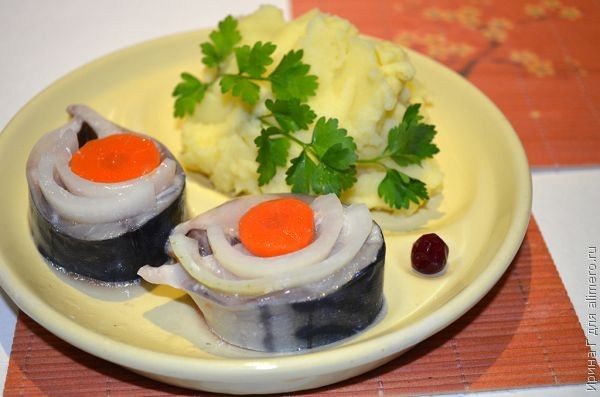 Скумбрия маринованная с луком и морковью, пошаговый рецепт с фото от автора Влана Шерстюкова