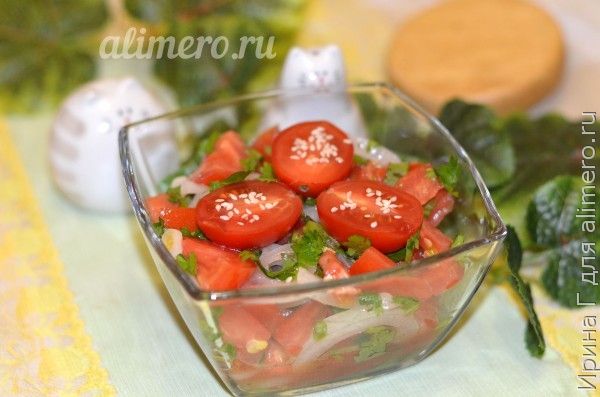 салат из помидоров с кинзой и луком