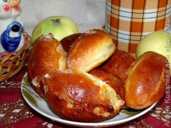 Пирожки с яблоками рецепт