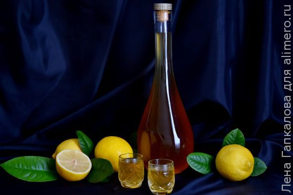Лимончелло — ароматный лимонный ликёр в домашних условиях