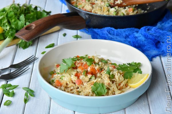 Жареный рис из цветной капусты - вкусно и интересно