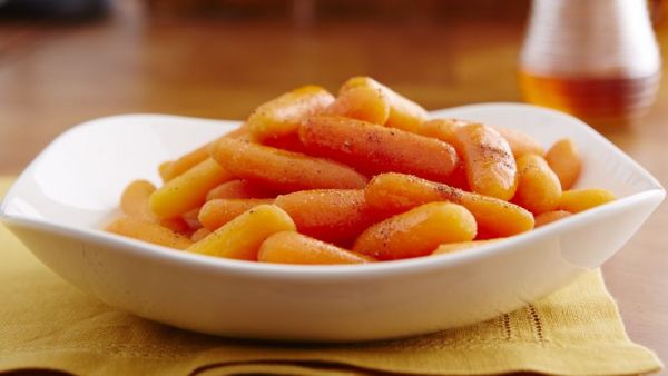 Мини-морковь в медовой глазури