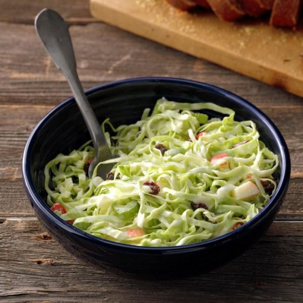 Салат из капусты и яблок - простой, быстрый, вкусный и сочный