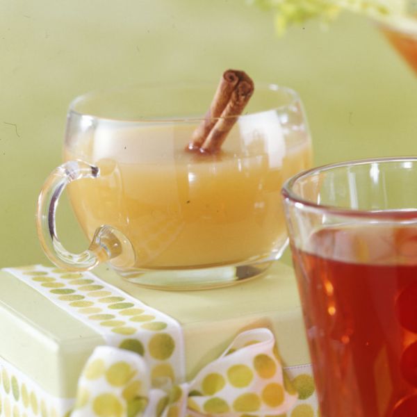 Ароматный чай с корицей, имбирём и апельсиновым соком