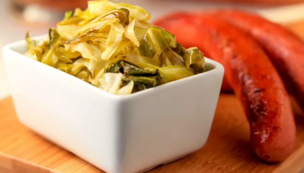 Как вкусно приготовить капусту на сковороде - очень просто рецепт