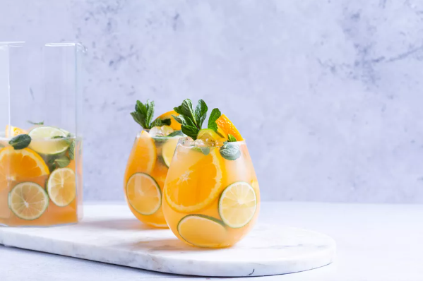 Идеальный напиток для летней жары - цитрусовая сангрия