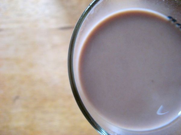 Домашнее шоколадное молоко: просто, быстро, и невероятно вкусно