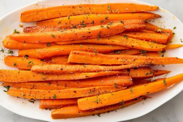 Глазированная морковь в медово-масляном соусе - сладкая и полезная закуска