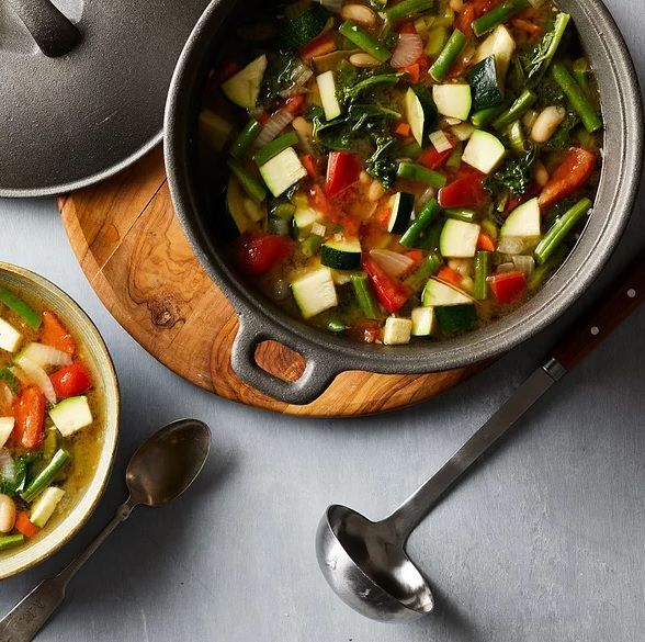 Диетический овощной суп для здорового питания