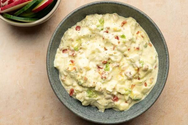 Легкий яичный салат по кето-диете к обеду или ужину