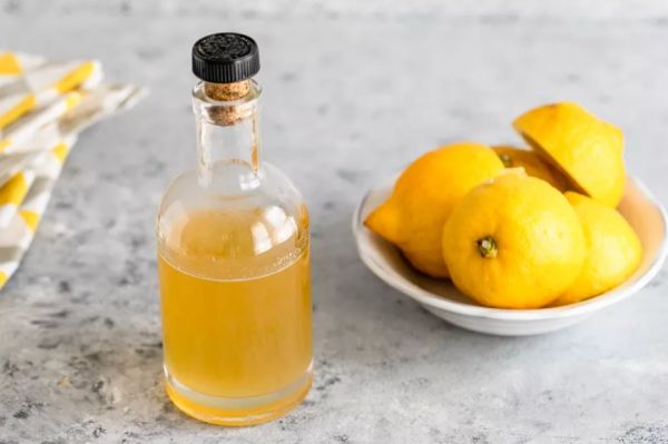 Сладкий сироп с лимоном для лимонадов и десертов