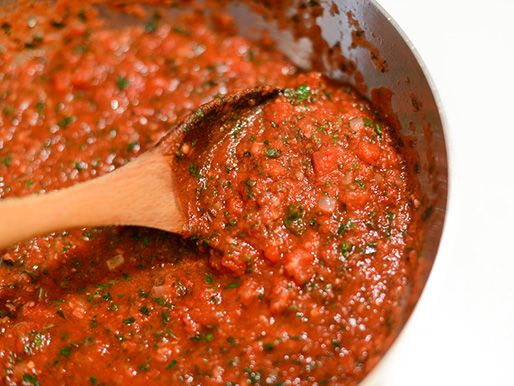 Универсальный томатно-мятный соус за 15 минут