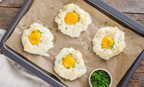 Облачные яйца - оригинальный завтрак для всей семьи