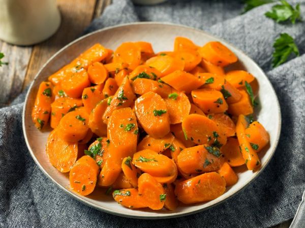 Как приготовить глазированную морковь - проверенный рецепт