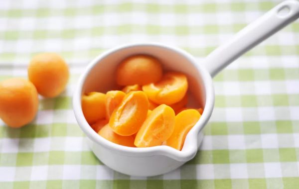 Очень простой рецепт желе из свежих абрикосов