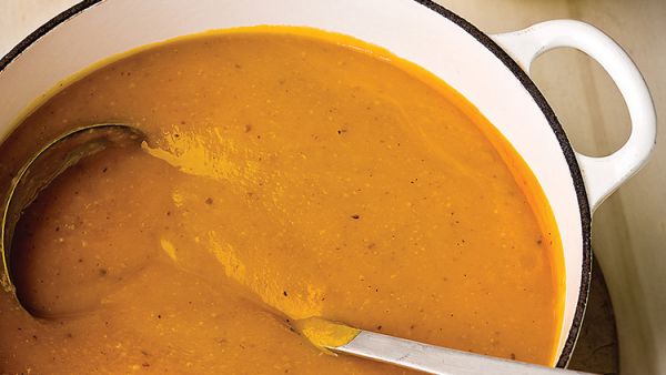 Наваристый тыквенный суп - идеальный для осени