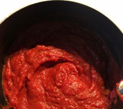 Простейший томатный соус для пиццы за 5 минут
