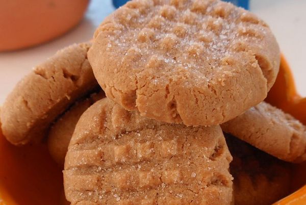 Простое и вкусное арахисовое печенье из 3-х ингредиентов