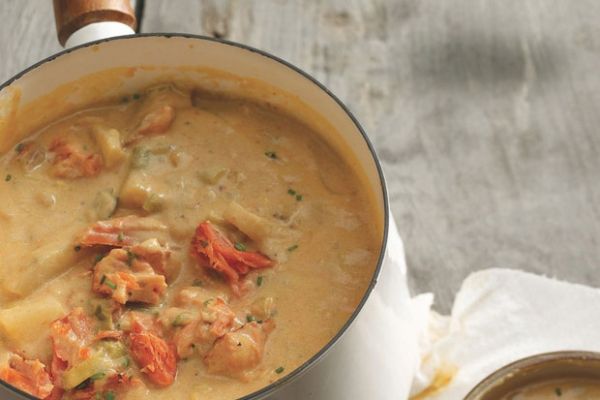 Необыкновенно вкусный суп с копченой рыбой – 30 минут и готово
