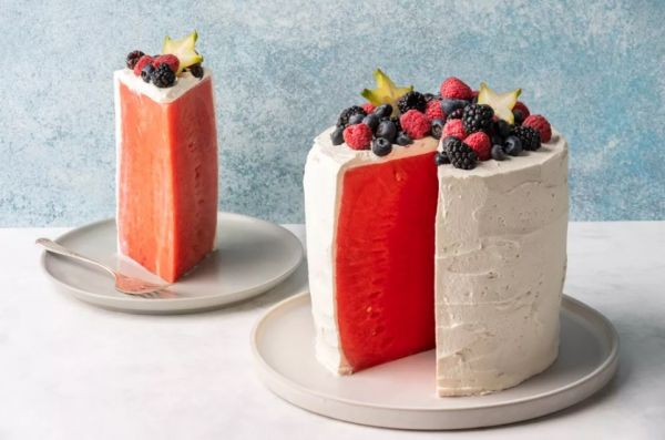 Арбузный торт – легкий освежающий десерт за 30 минут