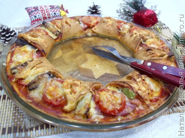 Рецепт вкусной и красивой пиццы «Рождественский венок»